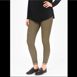 Agnes & Dora Army Green Jeggings Large BNWT